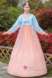 Trang Phục Hanbok Hàn Áo Xanh Váy Carot Viền Carot Thêu Hoa