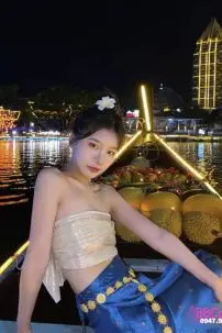 Đồ Thái Lan Sexy Áo Trắng - Váy Xanh Dương Viền Gấm