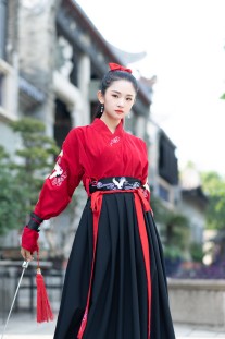 Hán Phục Cổ Trang Chụp Cưới Song Hạc Ý Thiên