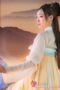 Hán Phục Nguyệt Táng