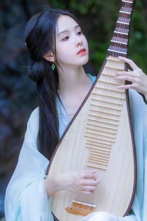 Đàn Tỳ Bà - Đạo Cụ Chụp Ảnh Siêu Đẹp