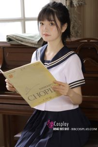 Nữ Sinh Áo Trắng Viền Vàng 6 Nút Váy Xanh