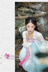 Hán Phục Liên Hoa