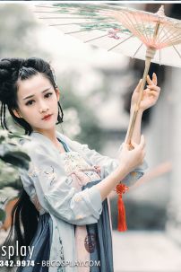 Hán Phục Thạch Anh Anh