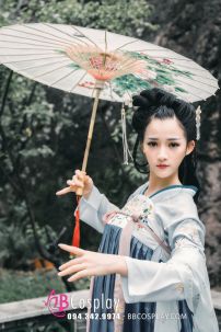 Hán Phục Thạch Anh Anh