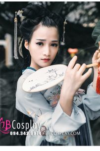 Hán Phục Thạch Anh Anh