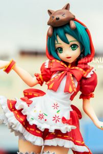 Mô Hình Miku Hastune Cô Bé Quàng Khăn Đỏ - Vocaloid