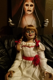 Đồ Búp Bê Annabelle
