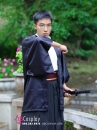 Nagagi Trắng - Haori Đen Kèm Hakama Dạng Váy Có Thắt Lưng Nâu Thắt Sẵn