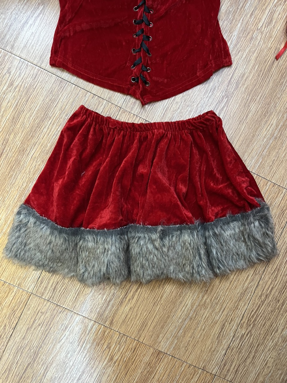 Đầm Cô Bé Quàn Khăn Đỏ Phiên Bản Giáng Sinh - Có Ảnh Thật