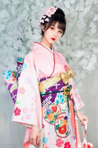Kimono Truyền Thống Nhật Bản Hồng Pastel