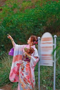 Kimono Truyền Thống Chuấn Nhật Màu Hồng