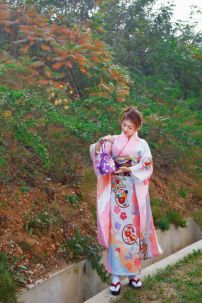 Kimono Truyền Thống Chuấn Nhật Màu Hồng