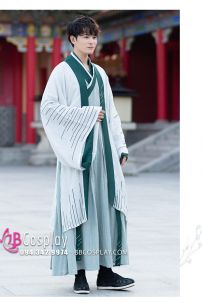 Hán Phục Uy Lục Khảm