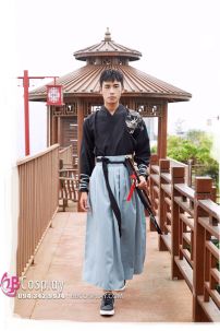 Hán Phục Nam Uy Long Kiến Quốc