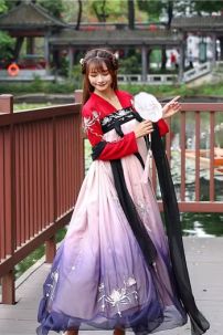 Hán Phục Tây Tửu Li Mị Chân Váy Chuyển Màu Thêu Hoa