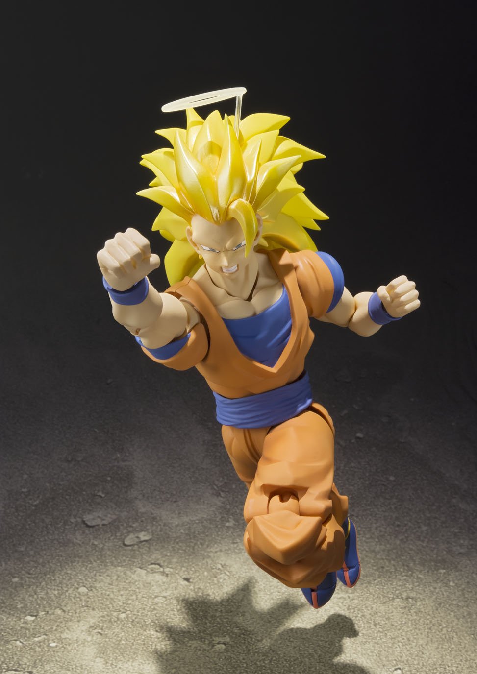Mô Hình S.H. Figuarts Super Saiyan 3 Son Goku Dragon Ball Z