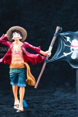 Banpresto One Piece Magazine Figure Vol.2 Monkey D. Luffy Figure tan