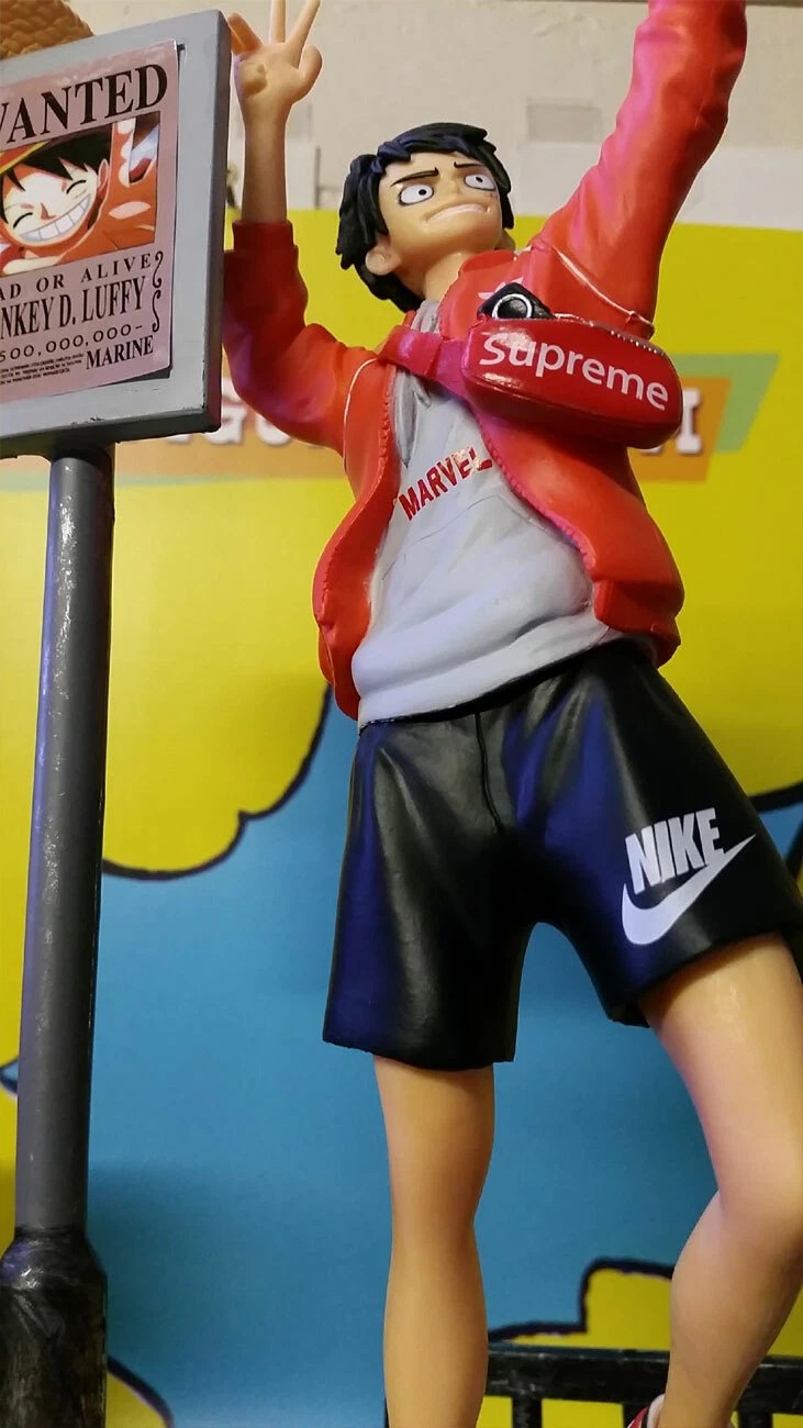 Mô Hình Figure Luffy Street Fashion Ver - One Piece