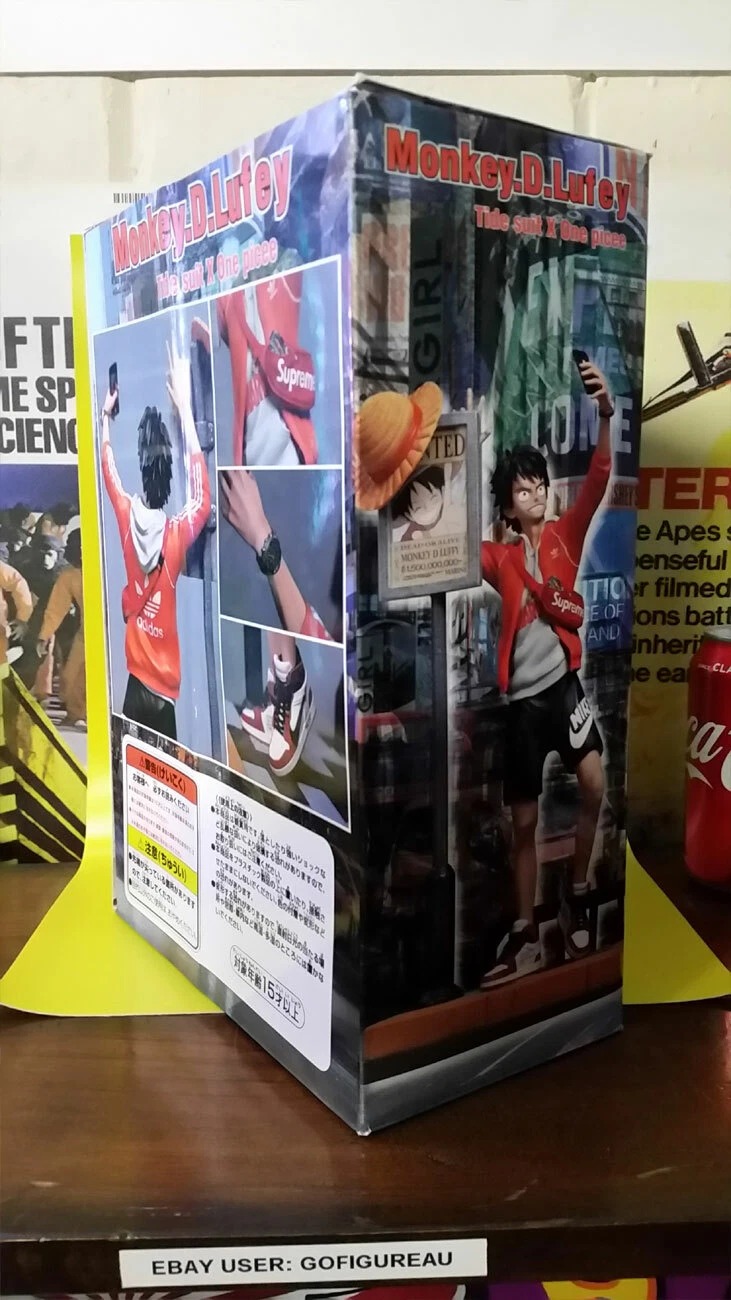 Mô Hình Figure Luffy Street Fashion Ver - One Piece