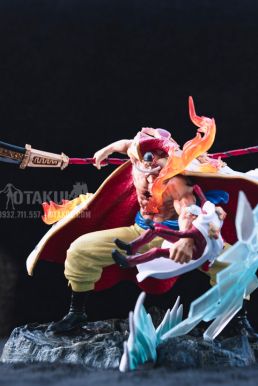 Mô Hình Figure Râu Trắng White Beard Black Pearl – One Piece