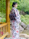 Yukata Chuẩn Nhật Lá Phong Nền Trắng
