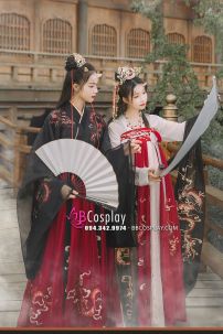 Hán Phục Long Chức