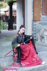 Hán Phục Long Chức