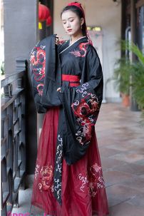 Hán Phục Long Chức