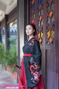 Hán Phục Long Chức