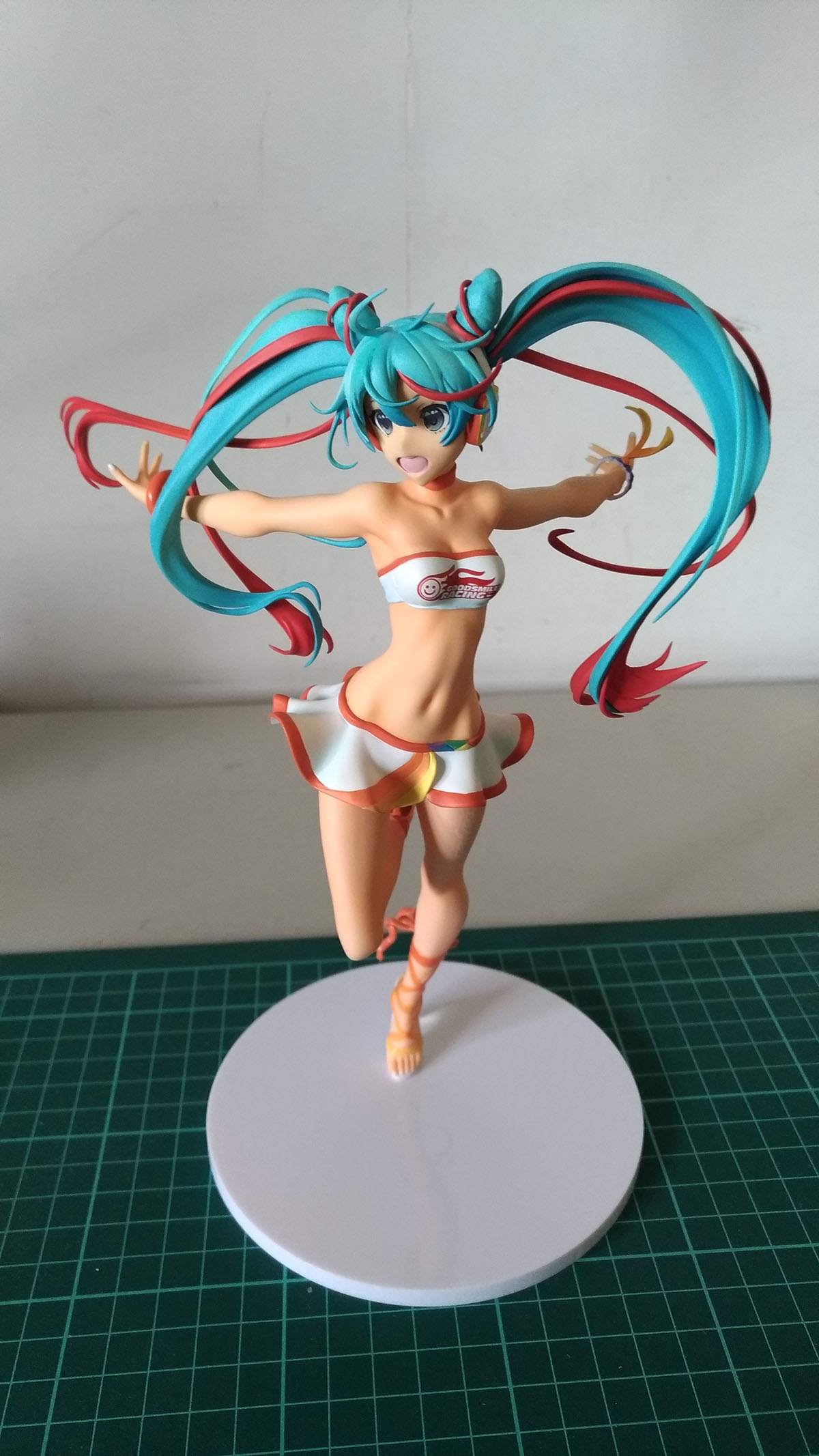 Mô Hình Figure RACING Miku Ver 2016