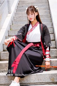 Cặp Hán Phục Hạ Vãn