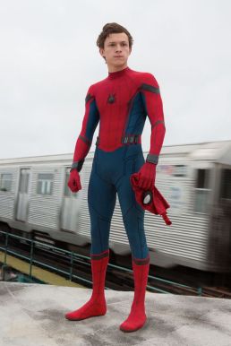 Trang Phục Người Nhện Spider-Man Homecoming