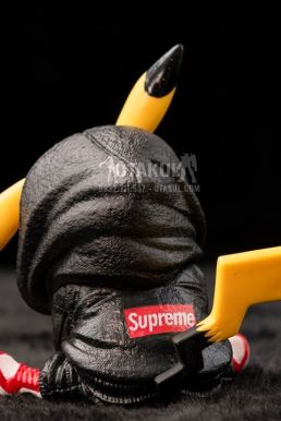 Mô Hình Figure Pikachu Supreme Đen