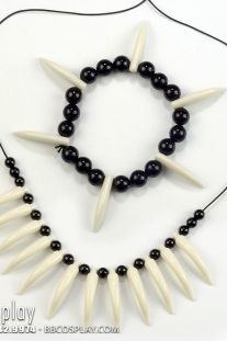 Vòng Vòng Tay Và Vòng Cổ Thổ Dân Bằng Răng Nanh