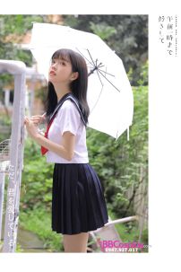 Nữ Sinh Áo Trắng 3 Sọc - Váy Xanh Đen Cơ Bản