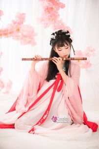 Hán Phục Hồng Nguyệt Nhi