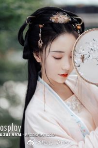 Đồ Hằng Nga Hồng Anh Tone Pastel Nhẹ Nhàng