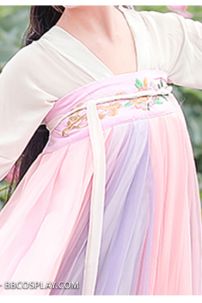 Hán Phục Xích Tử Chu - Chiết Ngực