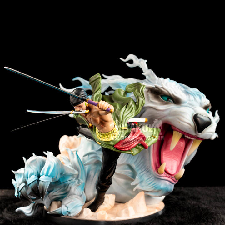Mô Hình Figure Roronoa Zoro Và Bạch Hổ - One Piece