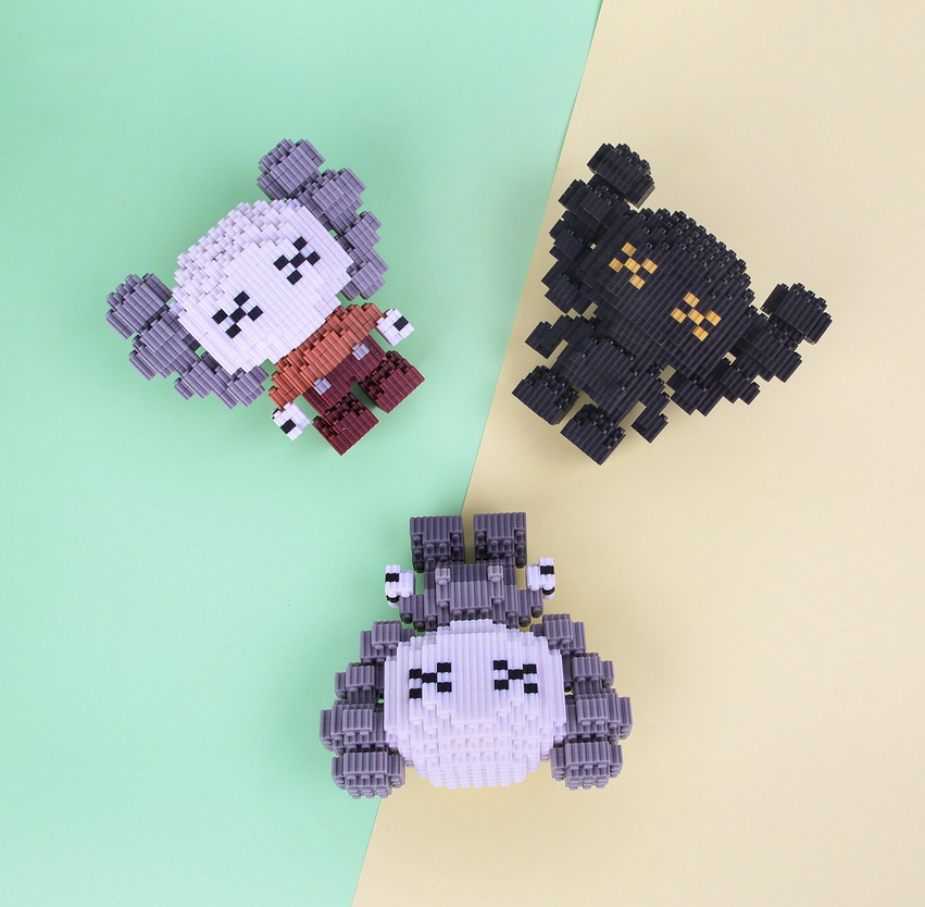 Mô Hình Lego Nano HC Magic Kaws - Phiên Bản Nhỏ