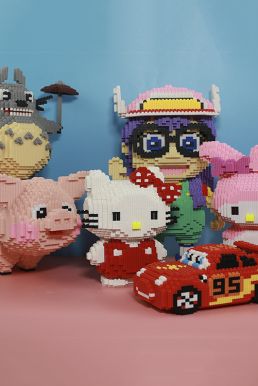Mô Hình Lego Hello Kitty