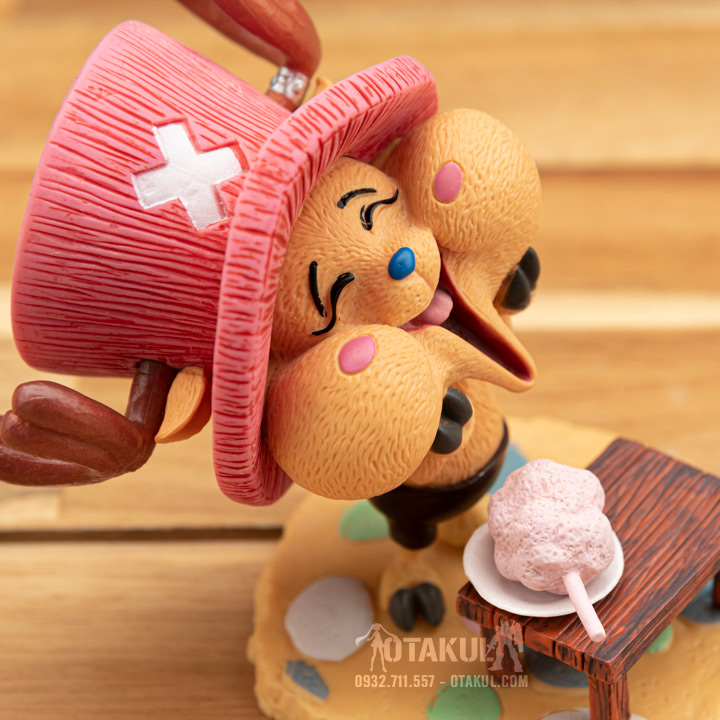 Mô Hình Figure One Piece Tony Tony Chopper GK Happy