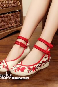 Giày Thêu Hán Phục Hoa Đào 2