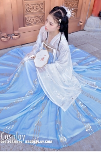 Hán Phục Chiết Ngực Kim Thanh