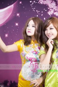 Sườn Xám Vàng Phi Ngắn Cổ Tàu Có Tay