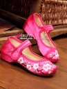Hài Vải Trẻ Em Hồng Thêu Hoa Size 32