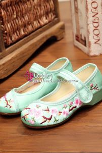 Hài Vải Trẻ Em Xanh Ngọc Thêu Hoa Size 33