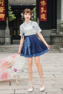 Mua Hán Phục Cách Tân Mèo Xanh