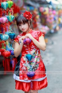 Qiloli Đỏ Phi Cổ Giọt Có Tay